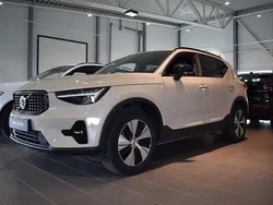 Begagnad 2025 Volvo XC40 SUV | 419 900 kr (Lite dyr)