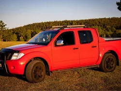 Röd Begagnad 2014 Nissan Navara Pickup | 122 000 kr