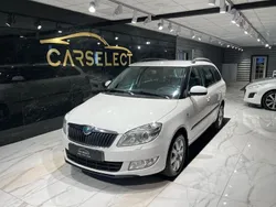 Vit Begagnad 2013 Skoda Fabia Elegance Kombi | 49 900 kr (Marknadspris)