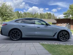 Grå Begagnad 2022 BMW i4 M Sport Sedan | 629 000 kr (Dyr)