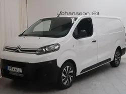 Vit Begagnad 2017 Citroën Jumpy Minibuss | 134 900 kr