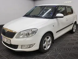Vit Begagnad 2011 Skoda Fabia Ambiente Halvkombi | 59 900 kr (Marknadspris)
