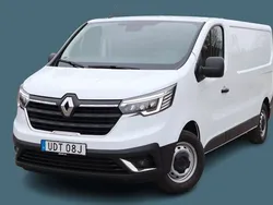 Vit Begagnad 2024 Renault Trafic Van | 375 000 kr (Marknadspris)