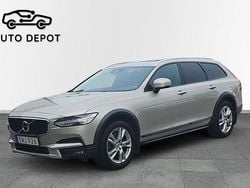 Ljusbrun Begagnad 2018 Volvo V90 CC Plus Kombi | 199 900 kr (Dyr)