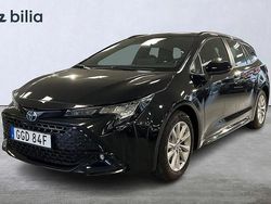 Svart Begagnad 2025 Toyota Corolla Active Kombi | 309 800 kr (Marknadspris)