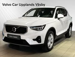 Vit Begagnad 2023 Volvo XC40 Core SUV | 339 900 kr (Marknadspris)