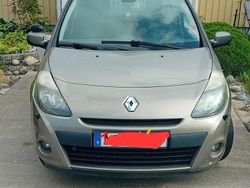 Brun Begagnad 2010 Renault Clio R.S. Halvkombi | 30 000 kr (Dyr)