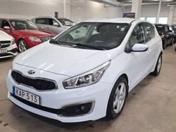 Vit Begagnad 2016 Kia Ceed Halvkombi | 135 999 kr (Marknadspris)