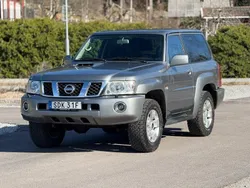 Mörkgrå Begagnad 2005 Nissan Patrol SUV | 199 000 kr