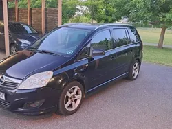 Svart Begagnad 2008 Opel Zafira Minibuss | 5 500 kr (Superpris)