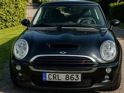 Svart Begagnad 2004 Mini Cooper S Halvkombi | 24 000 kr
