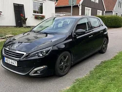 Svart Begagnad 2014 Peugeot 308 Allure Halvkombi | 55 000 kr (Marknadspris)
