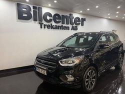 Svart Begagnad 2016 Ford Kuga ST-Line SUV | 109 900 kr (Marknadspris)