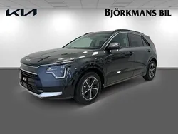 Grå Ny 2025 Kia Niro Advance SUV | 461 400 kr (Dyr)