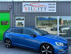 Blå Begagnad 2018 Volvo V60 R-Design Kombi | 149 900 kr (Superpris)