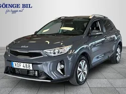 Grå Begagnad 2023 Kia Stonic SUV | 239 000 kr (Marknadspris)