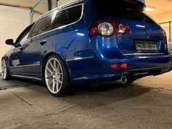 Blå Begagnad 2008 VW Passat R Kombi | 169 500 kr
