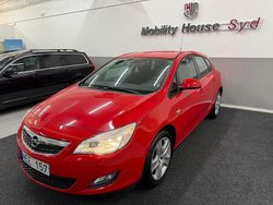 Röd Begagnad 2010 Opel Astra Enjoy Halvkombi | 59 900 kr (Marknadspris)