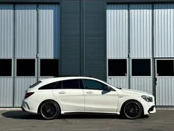 Vit Begagnad 2018 Mercedes CLA45 AMG Shooting Brake AMG Kombi | 349 000 kr