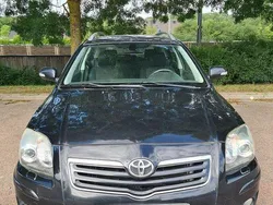 Svart Begagnad 2006 Toyota Avensis Kombi | 39 000 kr (Marknadspris)
