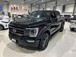 Svart Begagnad 2023 Ford V8 Lariat Van | 899 900 kr