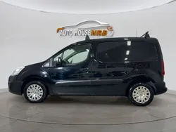 Svart Begagnad 2015 Citroën Berlingo Minibuss | 67 900 kr (Marknadspris)