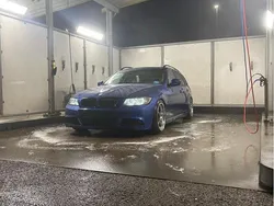 Blå Begagnad 2009 BMW 320 Comfort Edition Kombi | 90 000 kr (Dyr)