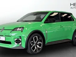 Grön (green) Ny 2025 Renault R5 Techno Halvkombi | 407 800 kr (Marknadspris)
