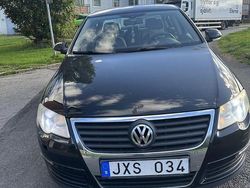 Svart Begagnad 2010 VW Passat Sportline Sedan | 61 900 kr (Lite dyr)