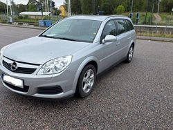 Grå Begagnad 2008 Opel Vectra Kombi | 36 000 kr (Marknadspris)