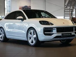 Vit Ny 2025 Porsche Cayenne SUV | 1 429 800 kr (Superpris)