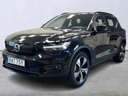 Svart Begagnad 2022 Volvo XC40 Pro SUV | 349 900 kr