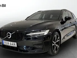 Svart Begagnad 2022 Volvo V60 R-Design Kombi | 359 900 kr (Bra pris)