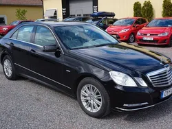 Svart Begagnad 2011 Mercedes E200 Sedan | 89 900 kr (Marknadspris)