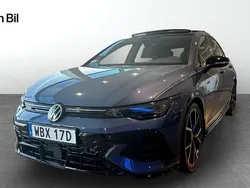 Blå Ny 2025 VW Golf VIII GTI Clubsport Halvkombi | 501 300 kr (Dyr)
