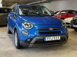 Blå Begagnad 2018 Fiat 500X Cross SUV | 129 900 kr
