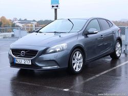 Grå samma som bilen Begagnad 2013 Volvo V40 Kombi | 98 500 kr (Bra pris)