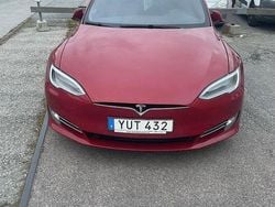 Röd Begagnad 2018 Tesla Model S Halvkombi | 295 000 kr (Lite dyr)