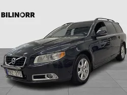Grå Begagnad 2012 Volvo V70 Kombi | 109 900 kr (Marknadspris)