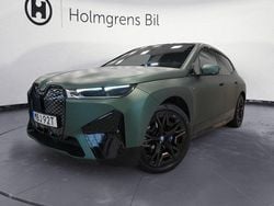 Okänd Begagnad 2022 BMW iX Comfort Edition SUV | 729 900 kr (Marknadspris)