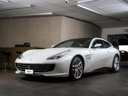 Vit Begagnad 2017 Ferrari GTC4Lusso Kombi | 1 859 000 kr