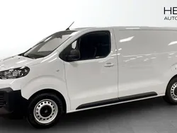 Vit (white) Ny 2024 Fiat Scudo Minibuss | 423 750 kr (Marknadspris)