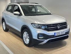 Silver (reflex silver metallic) Begagnad 2022 VW T-Cross Life SUV | 174 900 kr (Marknadspris)