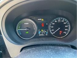 Röd Begagnad 2015 Mitsubishi Outlander P-HEV SUV | 160 000 kr (Marknadspris)