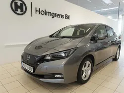 Grå (dark metal grey) Begagnad 2022 Nissan Leaf N-Connecta Halvkombi | 208 800 kr (Marknadspris)