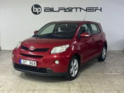 Mörkröd Begagnad 2010 Toyota Urban Cruiser SUV | 59 900 kr (Marknadspris)