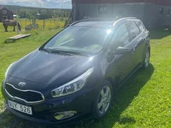 Svart Begagnad 2013 Kia Ceed Sportswagon Comfort Kombi | 68 000 kr (Marknadspris)