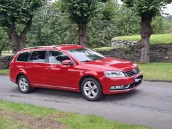 Röd Begagnad 2013 VW Passat Kombi | 56 000 kr (Marknadspris)