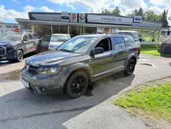 Grå Begagnad 2014 Fiat Freemont Black Code SUV | 84 900 kr (Marknadspris)