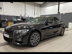 Svart Begagnad 2022 BMW 330e M Sport Sedan | 355 000 kr (Superpris)